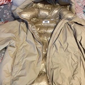 UNIQLO Tan puffer jacket XS